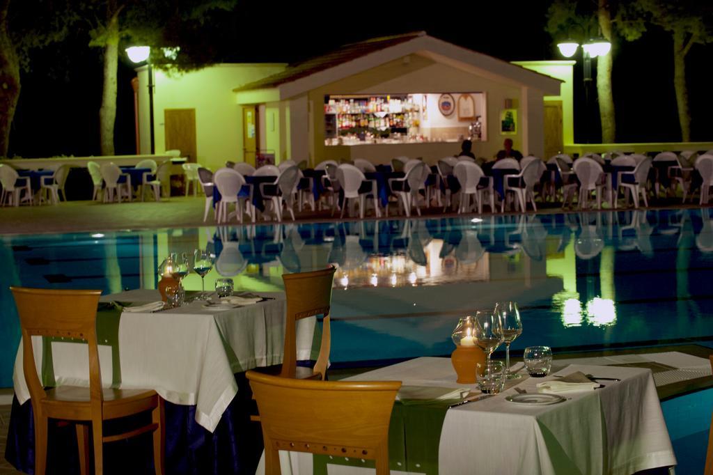 Hotel Portonuovo Весте Стая снимка