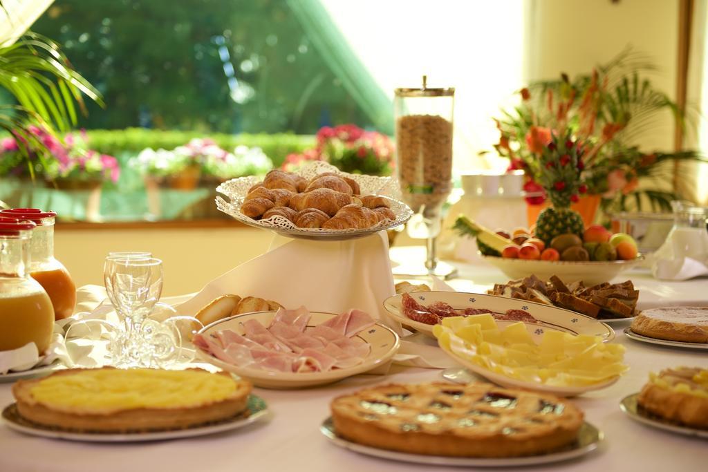 Hotel Portonuovo Весте Стая снимка