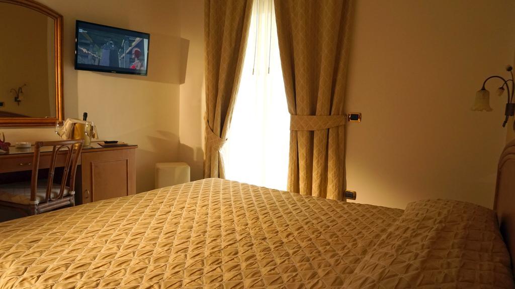 Hotel Portonuovo Весте Екстериор снимка